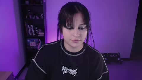 Snapshot of hell_dancer_ chatting on February 21, 2:45 am Lexa online show from February 21, 2:45 am