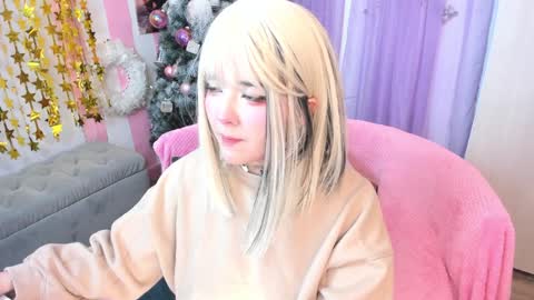 Snapshot of hell_fairy chatting on December 31, 5:11 am Laura online show from December 31, 5:11 am