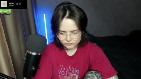 Red online show from January 14, 6:46 pm