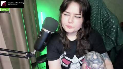 Red online show from March 11, 8:37 pm