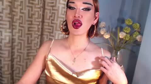 hellatarahathor online show from February 23, 9:28 am