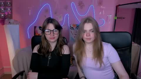 Helli online show from May 22, 7:41 pm