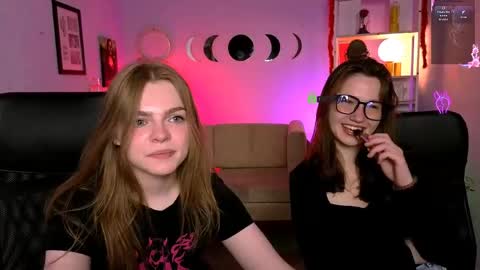 Helli online show from June 6, 7:07 pm
