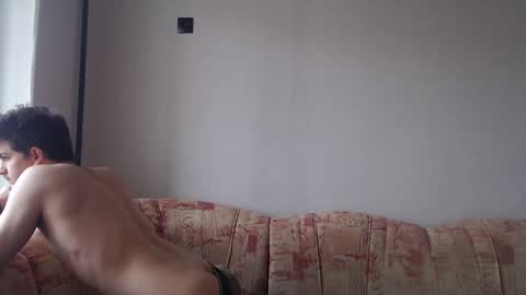 Snapshot of hellish_sugar chatting on January 27, 7:35 am Remy online show from January 27, 7:35 am