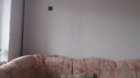 Snapshot of hellish_sugar chatting on February 3, 7:40 am Remy online show from February 3, 7:40 am