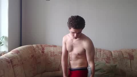 Snapshot of hellish_sugar chatting on February 20, 10:48 am Remy online show from February 20, 10:48 am