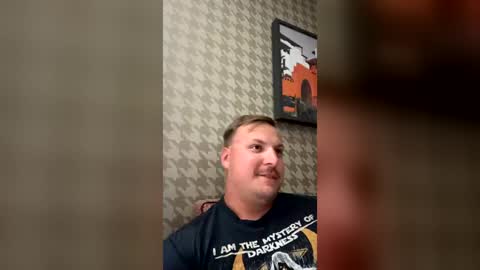 helljumper69 online show from June 15, 4:36 am