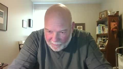 helloforfun111 online show from September 11, 12:38 pm