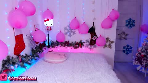 helloiamastrid online show from January 13, 12:21 pm