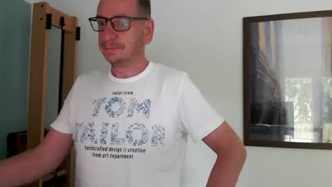 Snapshot of helloitsme7791 chatting on June 29, 10:15 am helloitsme7791 online show from June 29, 10:15 am