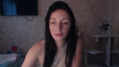 Snapshot of hellokittykaty chatting on January 27, 7:14 am Victory online show from January 27, 7:14 am