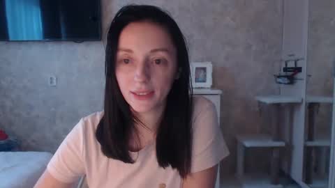 Snapshot of hellokittykaty chatting on February 18, 6:26 am Victory online show from February 18, 6:26 am