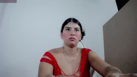 Snapshot of helloo_kityy25 chatting on March 31, 8:20 pm helloo_kityy25 online show from March 31, 8:20 pm