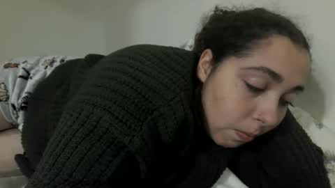 Snapshot of hellooli chatting on December 21, 1:57 am hellooli online show from December 21, 1:57 am