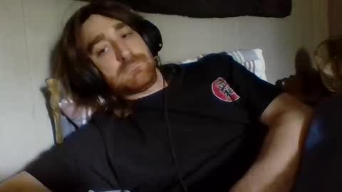 longhairbeardedguy online show from April 5, 7:44 pm