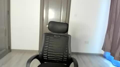 Sandy online show from November 10, 4:00 am