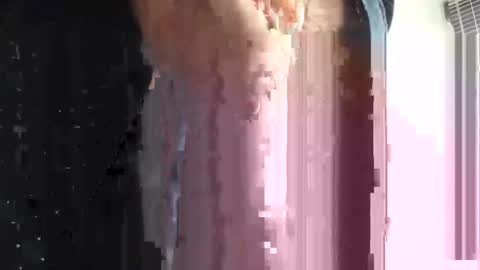 Snapshot of helpmegetitup70 chatting on September 20, 9:54 am older cock online show from September 20, 9:54 am