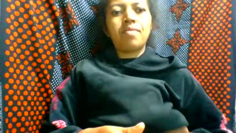 Snapshot of henitsaldy chatting on July 6, 3:03 pm henitsaldy online show from July 6, 3:03 pm