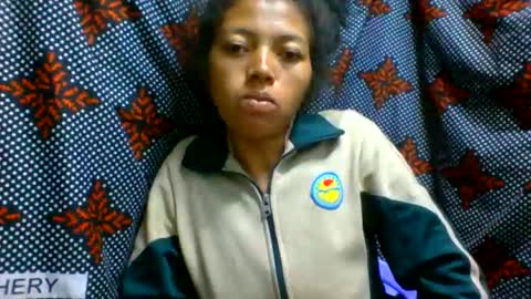 Snapshot of henitsaldy chatting on July 12, 3:08 am henitsaldy online show from July 12, 3:08 am
