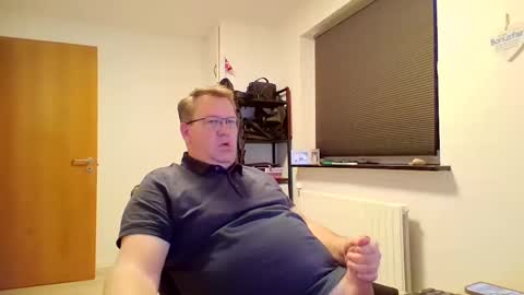 henrikrp1971 online show from February 20, 4:57 pm