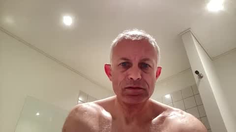 Snapshot of henriksens chatting on May 25, 3:29 pm henriksens online show from May 25, 3:29 pm