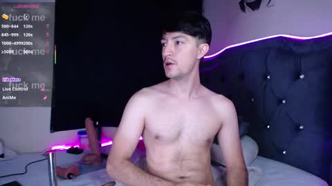 Snapshot of henry_diaz chatting on October 30, 8:27 am Henry online show from October 30, 8:27 am