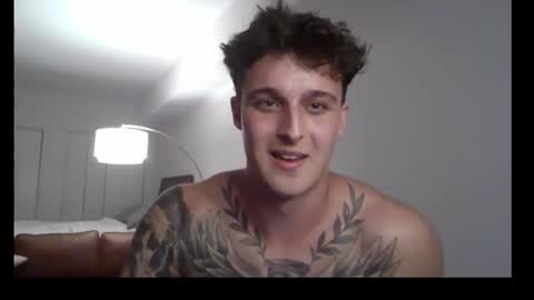 henrydesanti online show from October 25, 2:19 am