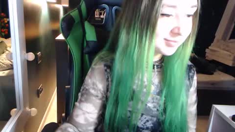 Snapshot of hentaishiing chatting on October 29, 6:42 pm Hentaishiing online show from October 29, 6:42 pm