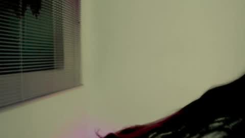 hera online show from April 17, 7:33 am