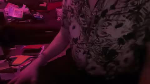 hereforonething888 online show from April 2, 6:00 am