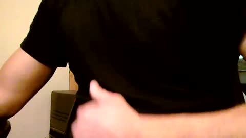 Snapshot of heretost chatting on November 20, 9:42 am mr D online show from November 20, 9:42 am