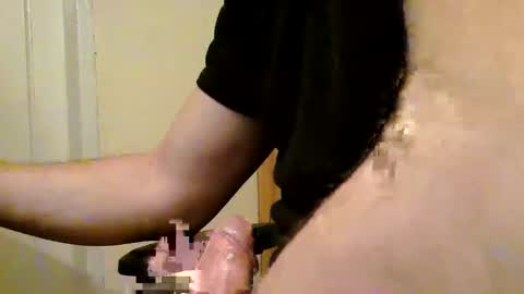 Snapshot of heretost chatting on February 20, 11:32 am mr D online show from February 20, 11:32 am