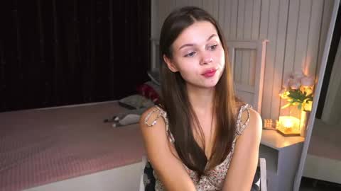 Nicole online show from April 16, 9:39 pm