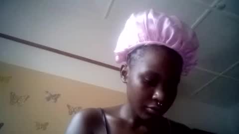 Snapshot of herslatt chatting on May 29, 8:01 am herslatt online show from May 29, 8:01 am