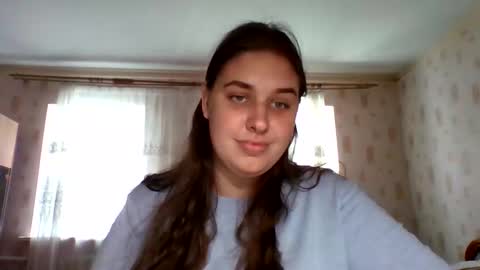 Snapshot of hess_luna_ chatting on September 13, 9:20 am hess_luna_ online show from September 13, 9:20 am