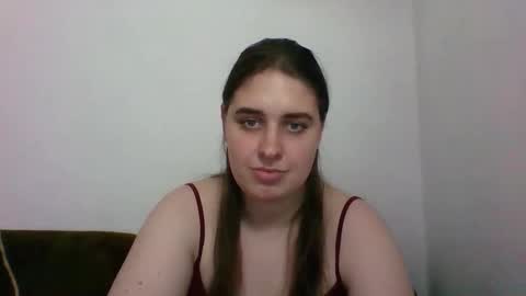 Snapshot of hess_luna_ chatting on October 3, 9:39 am hess_luna_ online show from October 3, 9:39 am