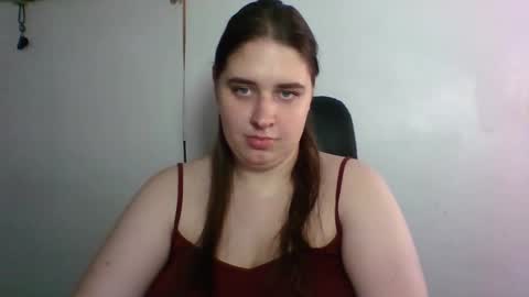 Snapshot of hess_luna_ chatting on October 21, 9:10 am hess_luna_ online show from October 21, 9:10 am