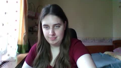 Snapshot of hess_luna_ chatting on November 18, 10:09 am hess_luna_ online show from November 18, 10:09 am