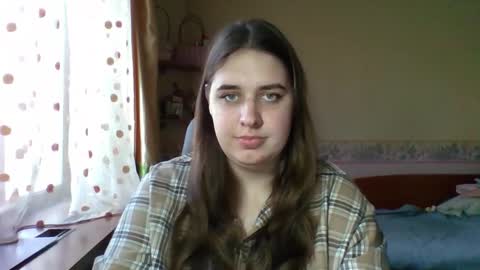 Snapshot of hess_luna_ chatting on November 26, 10:05 am hess_luna_ online show from November 26, 10:05 am