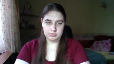 Snapshot of hess_luna_ chatting on December 5, 10:13 am hess_luna_ online show from December 5, 10:13 am