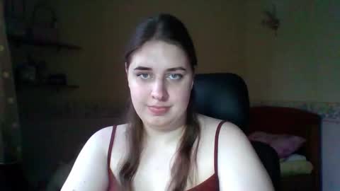 Snapshot of hess_luna_ chatting on December 22, 10:23 am hess_luna_ online show from December 22, 10:23 am