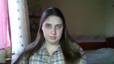 Snapshot of hess_luna_ chatting on January 9, 10:07 am hess_luna_ online show from January 9, 10:07 am