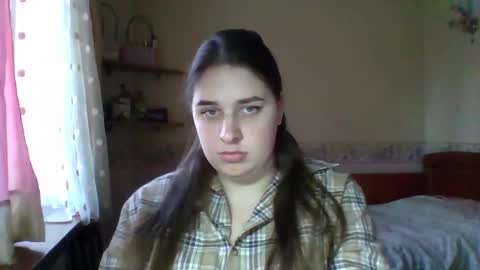 Snapshot of hess_luna_ chatting on January 13, 10:09 am hess_luna_ online show from January 13, 10:09 am