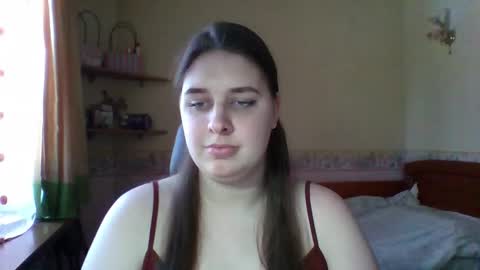 Snapshot of hess_luna_ chatting on February 10, 10:08 am hess_luna_ online show from February 10, 10:08 am