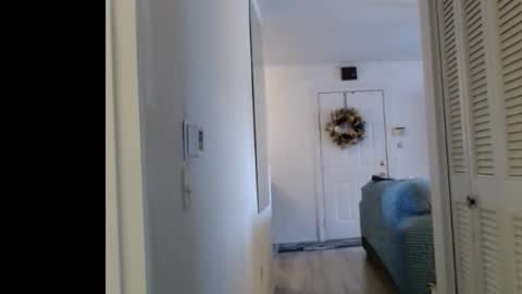 Snapshot of hevin69 chatting on December 15, 8:13 pm hevin69 online show from December 15, 8:13 pm