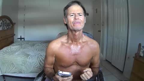 hewes1 online show from February 26, 7:35 pm