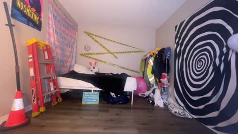 salem online show from October 8, 3:26 am