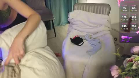 Audrey online show from March 5, 1:51 pm