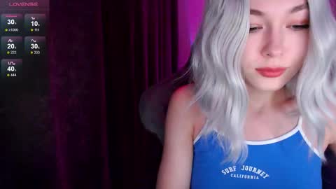 Snapshot of hey_nora_ chatting on October 12, 7:46 pm Nora online show from October 12, 7:46 pm