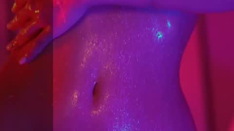 Snapshot of heybanan chatting on February 9, 7:38 am Alina online show from February 9, 7:38 am